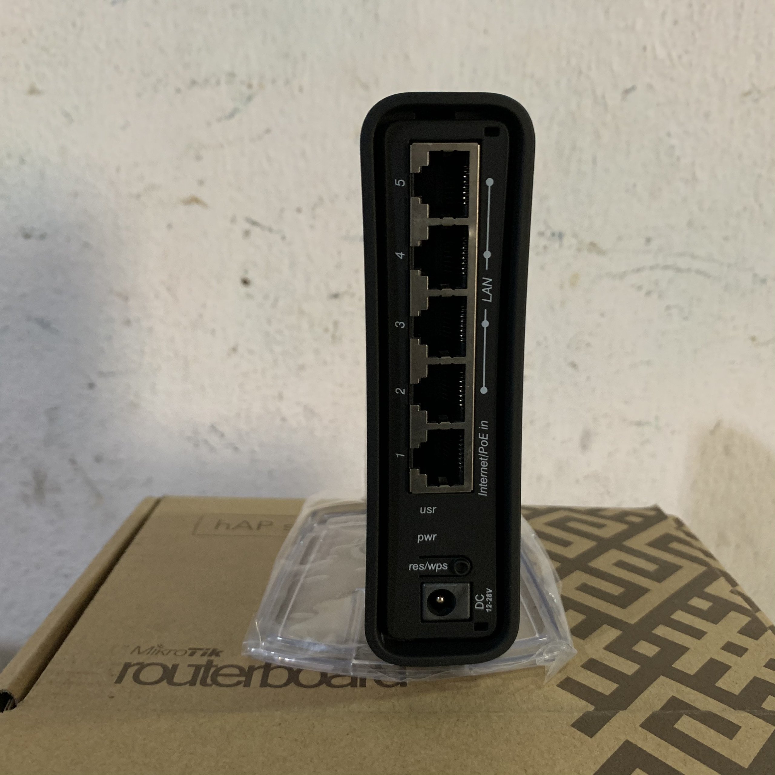 Router cân bằng tải Mikrotik hAP AC2 fullbox mới 100%