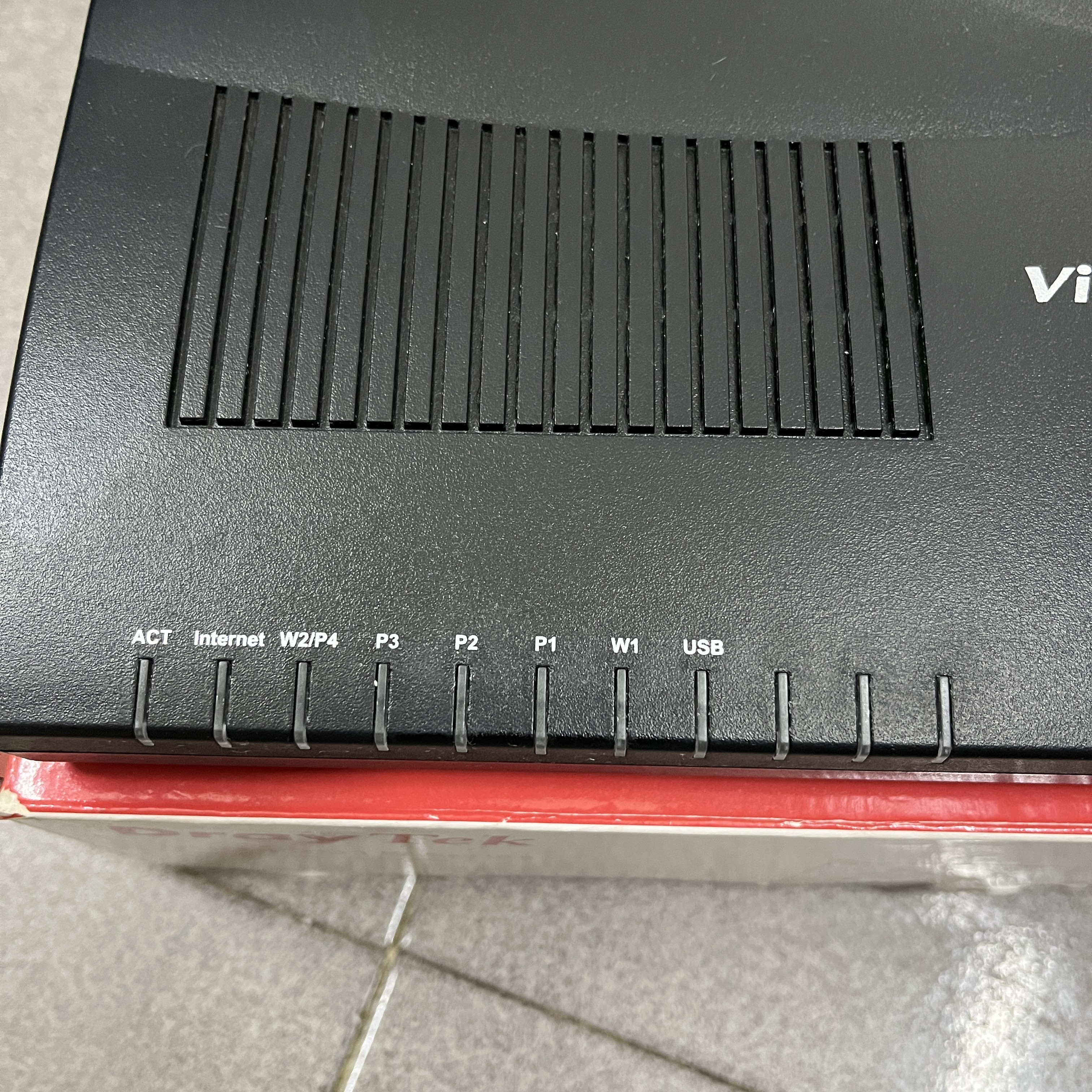 Cân bằng tải Draytek Vigor 2915 đẹp còn bảo hành có box Zin