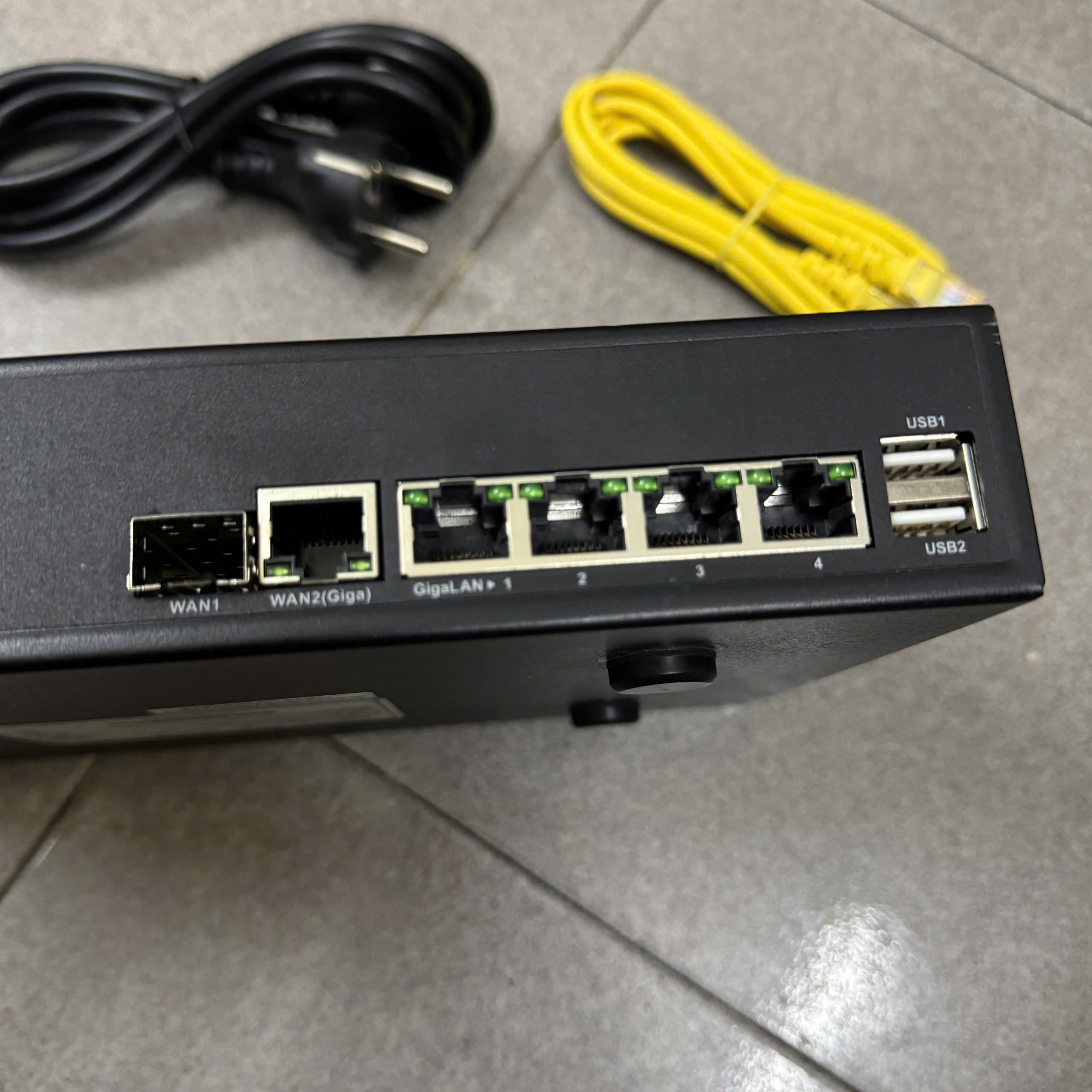 Router cân bằng tải Draytek Vigor 2960F