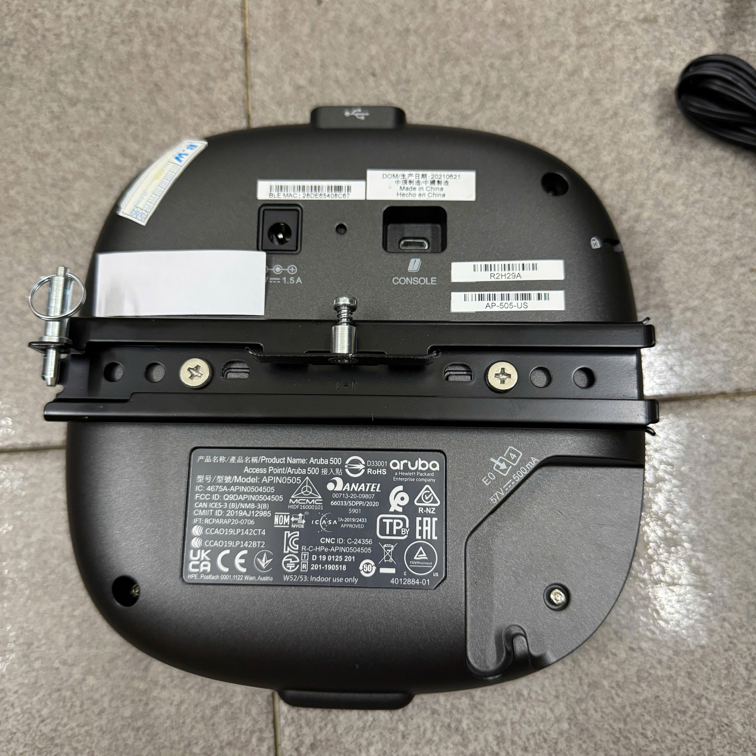 Phát wifi chuyên dụng Aruba 505 wifi 6 AX đẹp