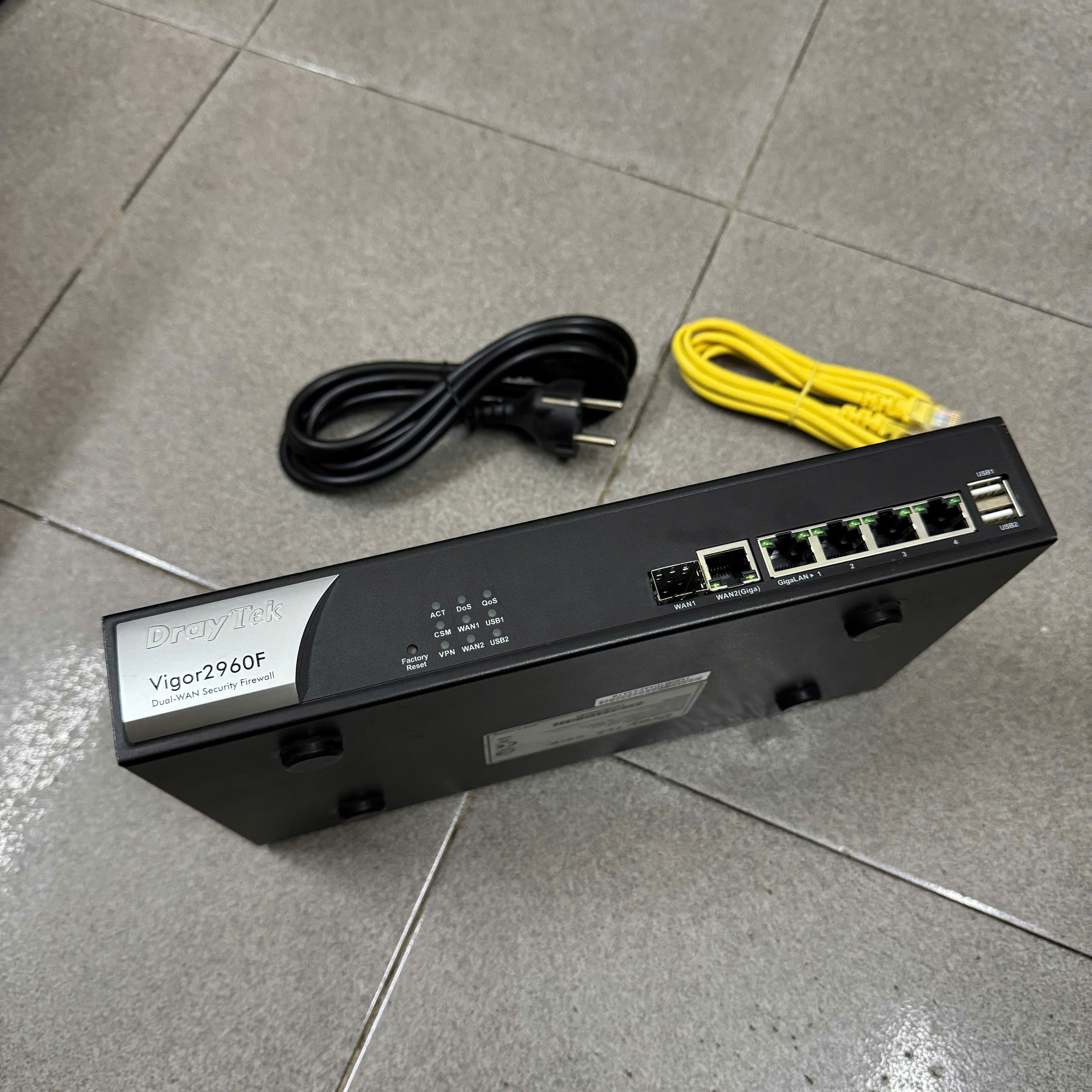 Router cân bằng tải Draytek Vigor 2960F