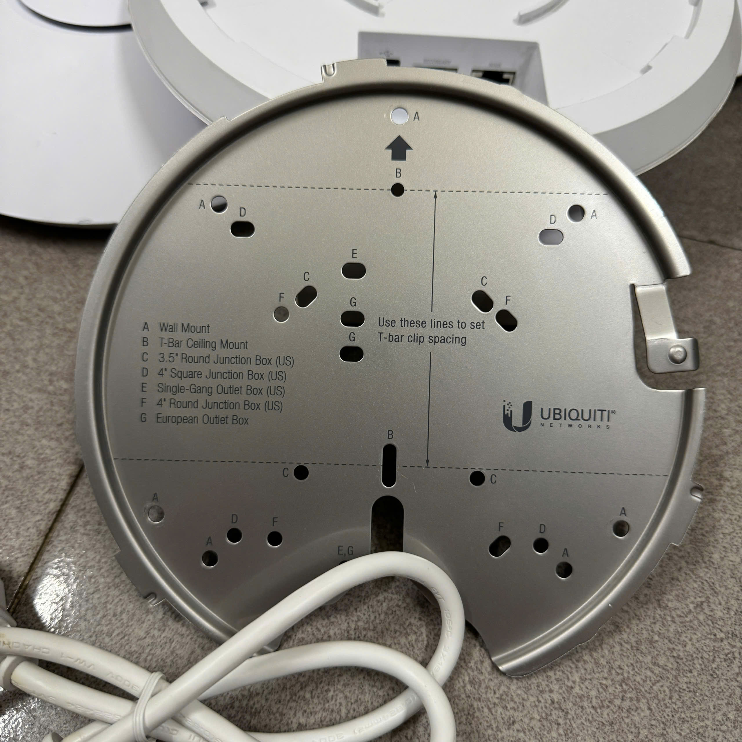 Bộ phát wifi chuyên dụng Unifi AC HD đẹp keng