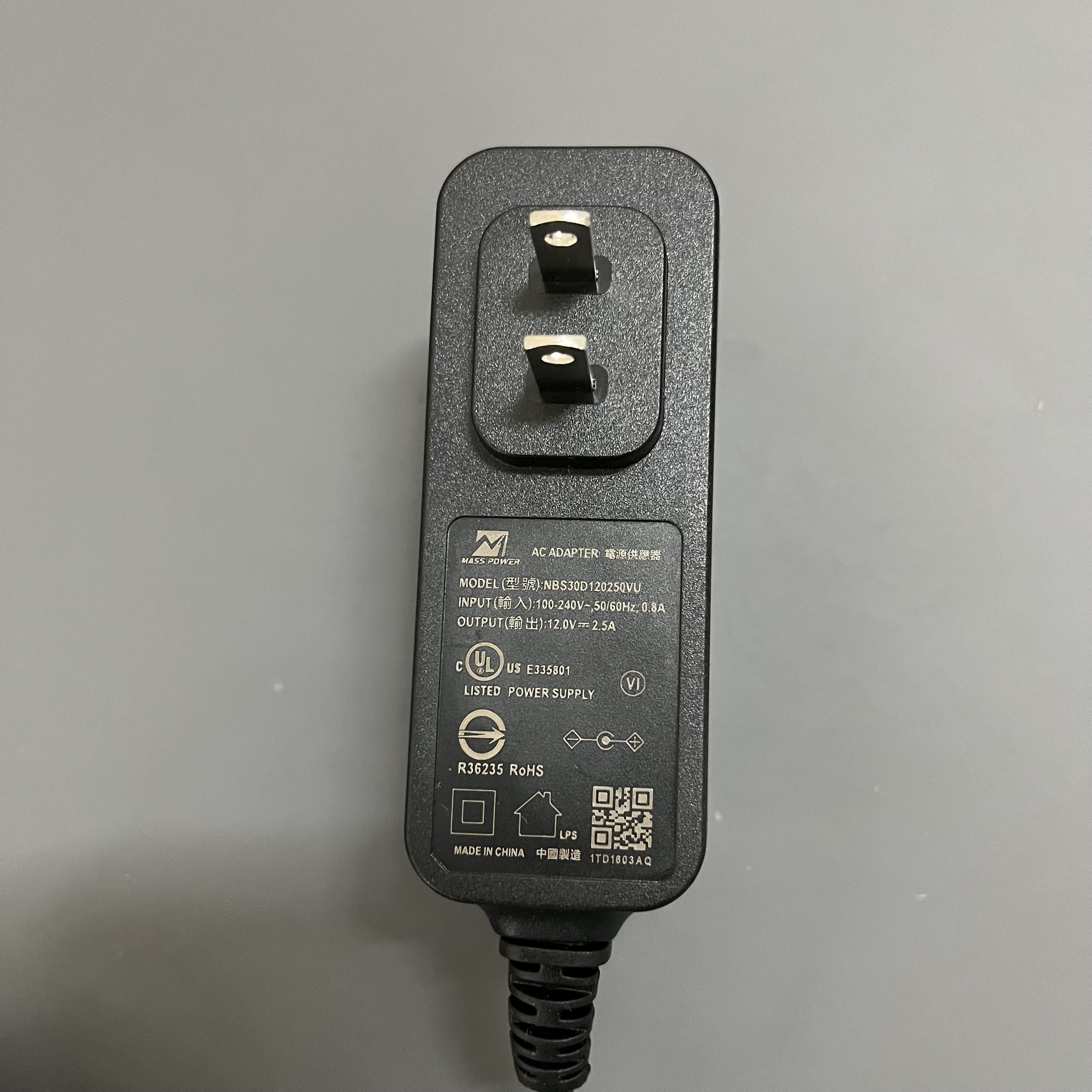 Adaptor 12V-2.5A Mass Power model NBS30D12025OVU đẹp
