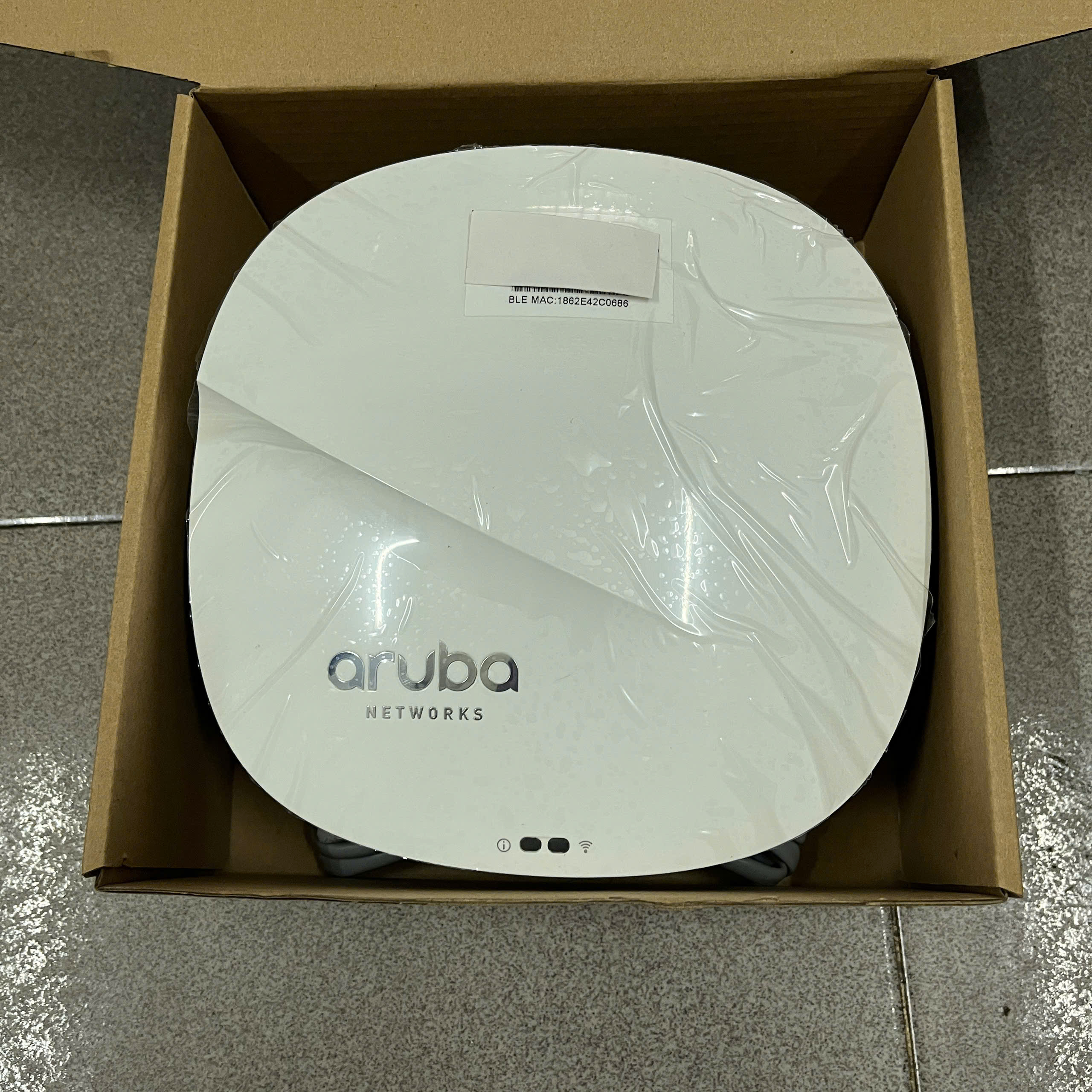 Phát wifi chuyên dụng Aruba 315 AC WAVE 2 AC 