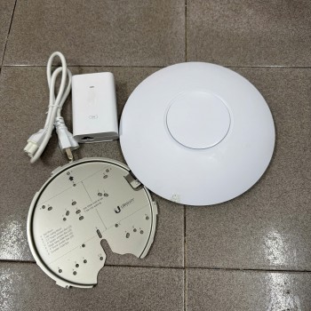 Bộ phát wifi chuyên dụng Unifi AC HD đẹp keng